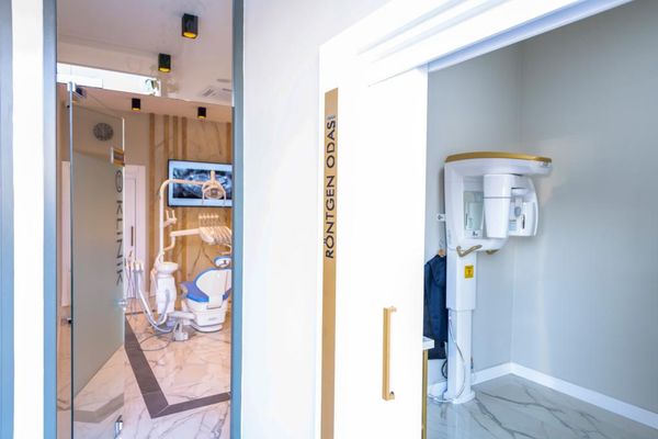 View of Xray Room next to treatment room in Dental Clinic in Antalya