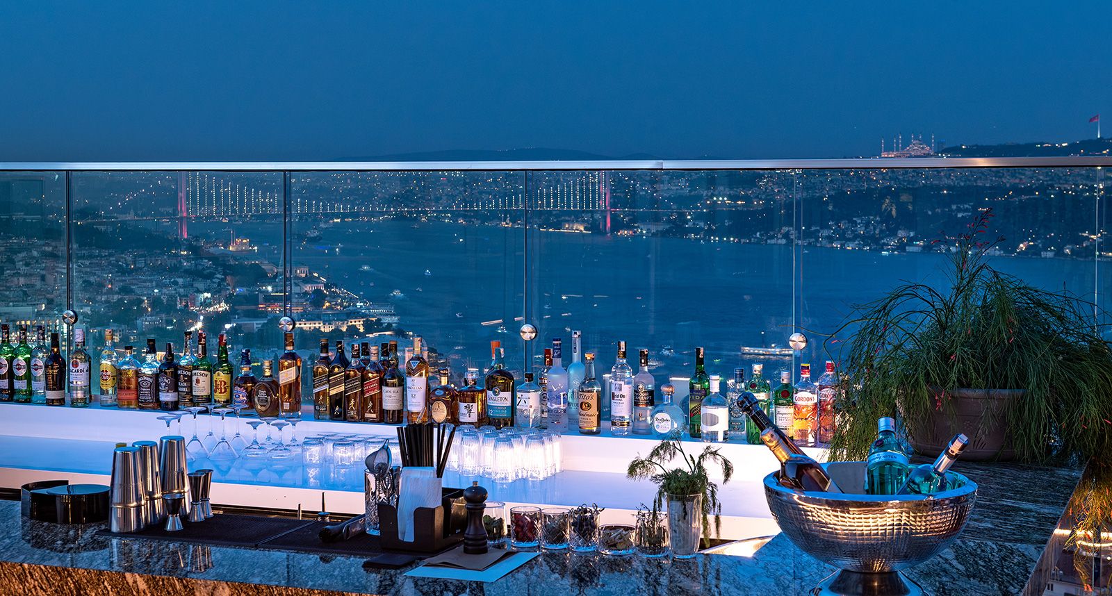 Upperist Istanbul located on the rooftop of The Marmara Taksim Hotel